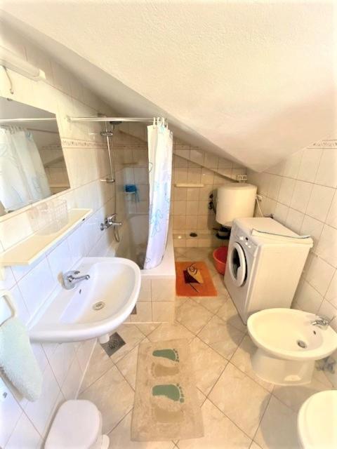 Amarante Apartments Kaštela Εξωτερικό φωτογραφία